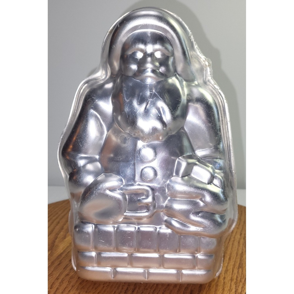 Wilton Cake Pan Santa Claus Chimney 3D Aluminum Mold 2105-9338